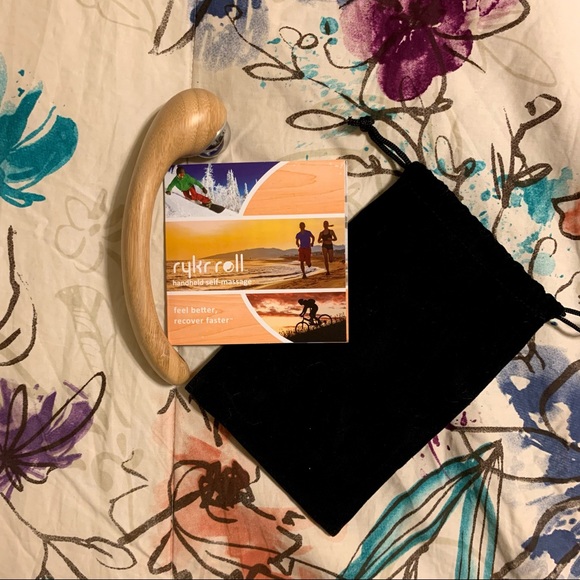 💜 MYO Rykr Roll Handheld Roller Massage Tool - NWT - Picture 2 of 5